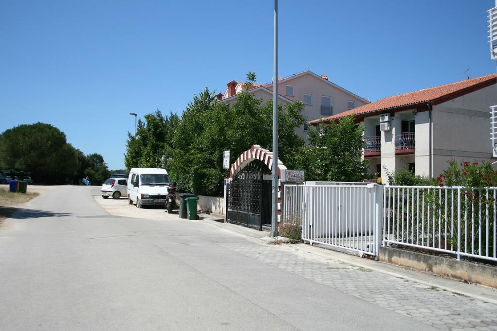 روفينج Apartments Nea المظهر الخارجي الصورة